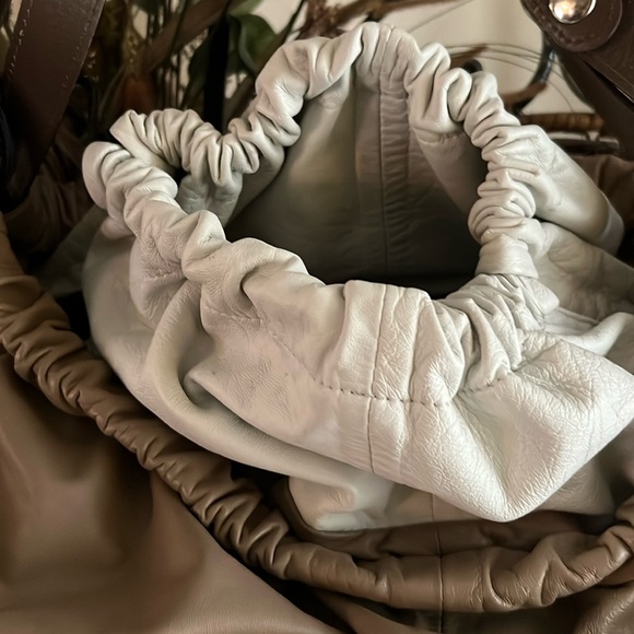 Huis Clos Shoulderbag/Tote/Crossbody🔥 - Picture 5 of 16